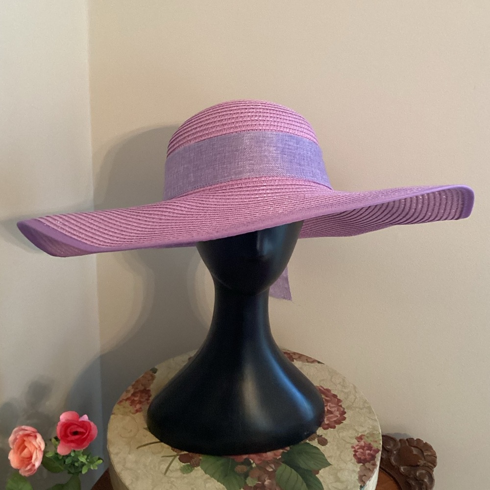 NEW Kentucky derby Tea Party Lavender Wide-Brim Hat